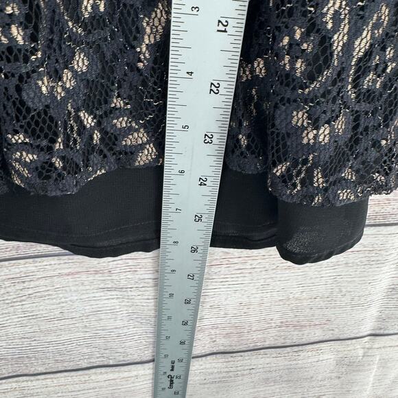 Lucky Brand Lace Multi Strap Blouse Womens Small Black Gold Lined Adjustable - Picture 9 of 9